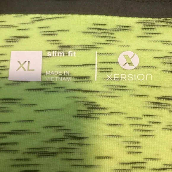 NWOT Bright Lime Green Ladies Xersion long sleeve fitness shirt - Picture 2 of 4